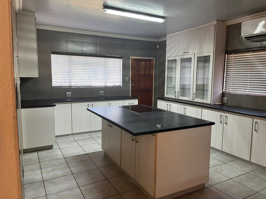 3 Bedroom Property for Sale in Wilkoppies North West